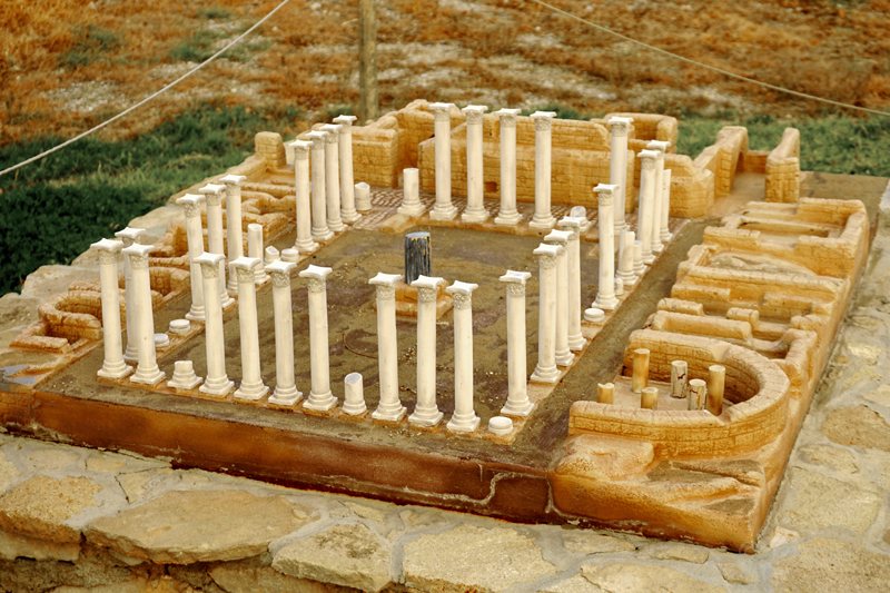 01_DSC00403a_antikes-Salamis_Miniatur